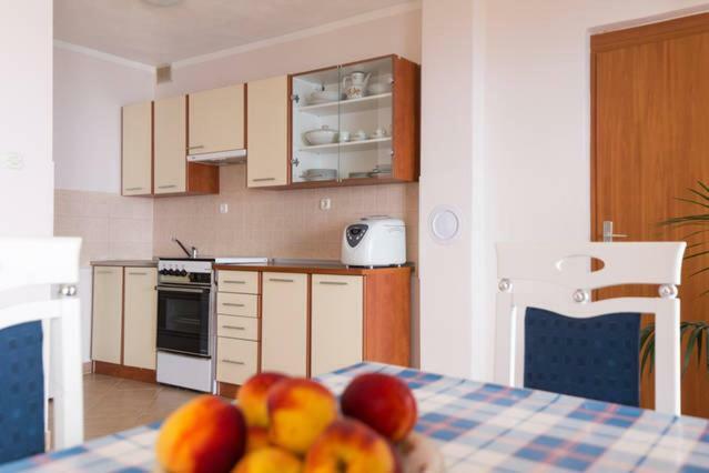 Apartmani Irena Veprinac Exterior photo